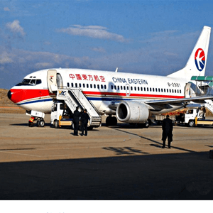高崎航空运输航空快运业稳步发展的原因是什么？